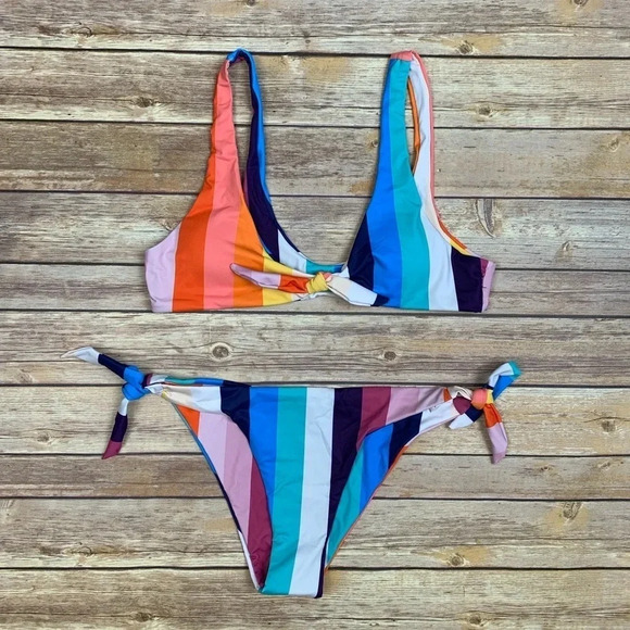 New Arrival ☀️ | Striped‎ Tie Front Bikini - Picture 6 of 8